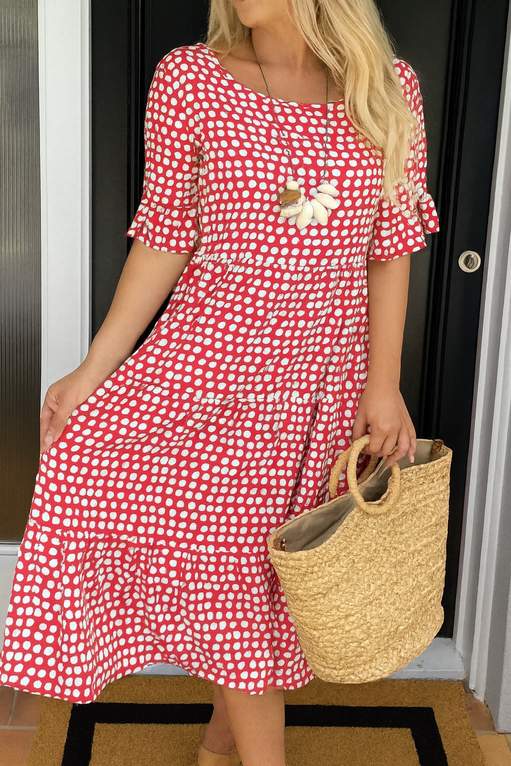 Ana| Vestido Midi de Manga Corta