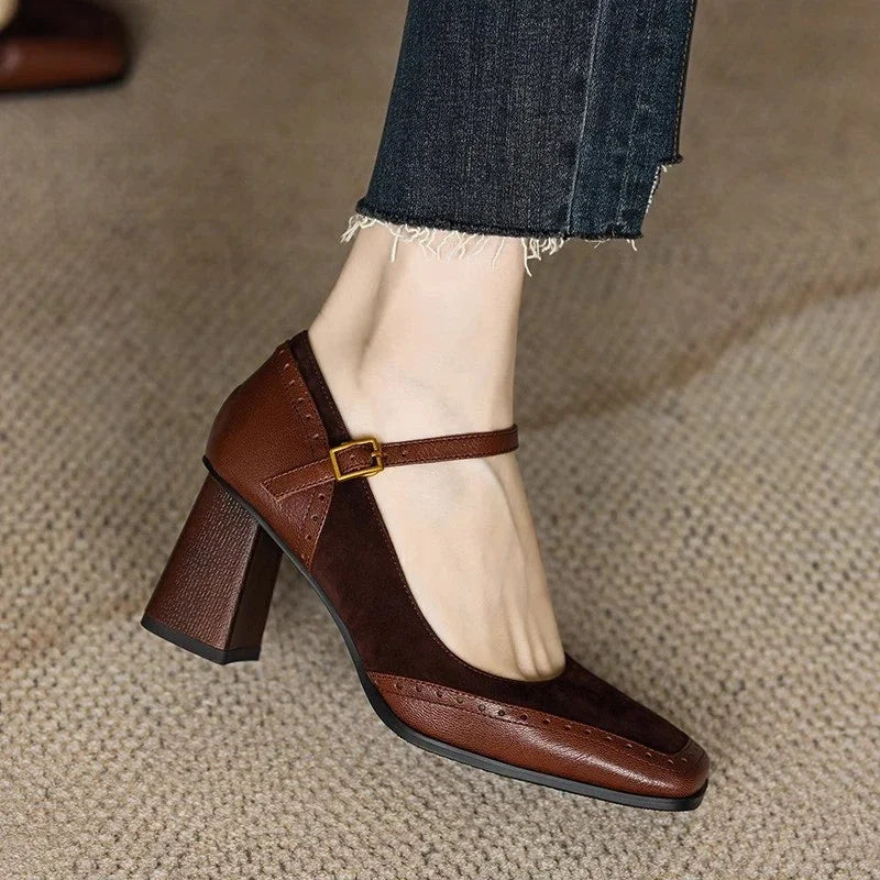 Tacones de Elegancia Terrosa